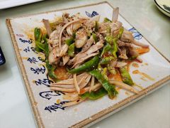 -壹阁胡羊焖饼(特色小吃街店)