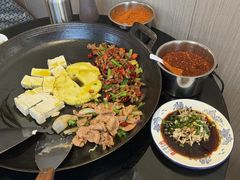 -丁姨妈贵州臭豆腐烙锅(甲秀楼店)
