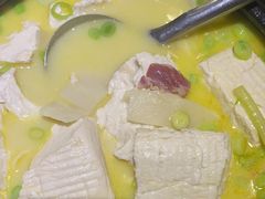 -宋庄魁元艺术餐厅
