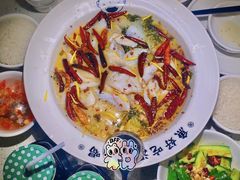 -江渔儿酸菜鱼(曜一城店)