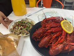 -老鄞江清水龙虾•赵赵家(江北店)