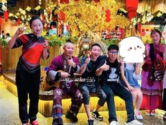 -老滇山寨•云南特色菜•地方菜•民族风情歌舞表演(金碧店)