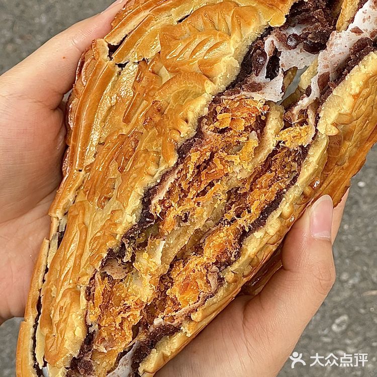 洛阳开了三十多年的老式点心 本土人都爱吃的糕点