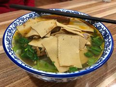 -老字号杨坡红油米线腊汁肉夹馍(东四道巷店)