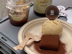 -HUGS coffee(东区店)