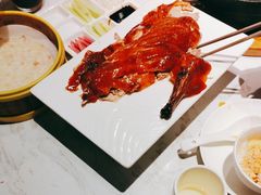 北京烤鸭-老知青·铁锅炖(集美万达店)