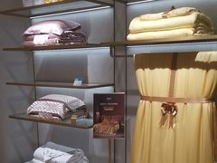 -万事利丝绸(杭州大厦店)