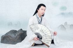 -盘子女人坊古装写真摄影(厦门总店)