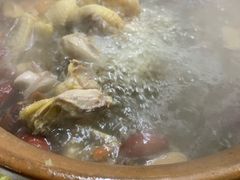 -威邵鸡煲(西华路总店)