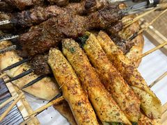 -劳动公园新疆人烤腰子