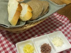 餐前面包-Paulaner·德国帕拉娜自酿啤酒餐厅(海上世界店)