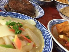 -蓝田九大碗民俗食府(蓝田店)