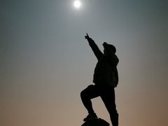 -鬼笑石后山停车场