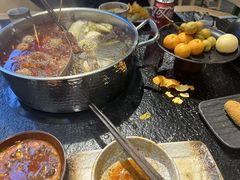 -鹿鸣山草本茶香火锅(园西路店)