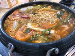 -牛信亭韩国料理·炭火烤肉(紫藤路店)