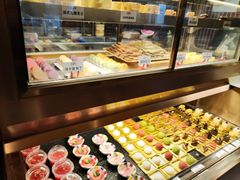 -一绪に和牛寿喜烧(罗湖益田假日店)