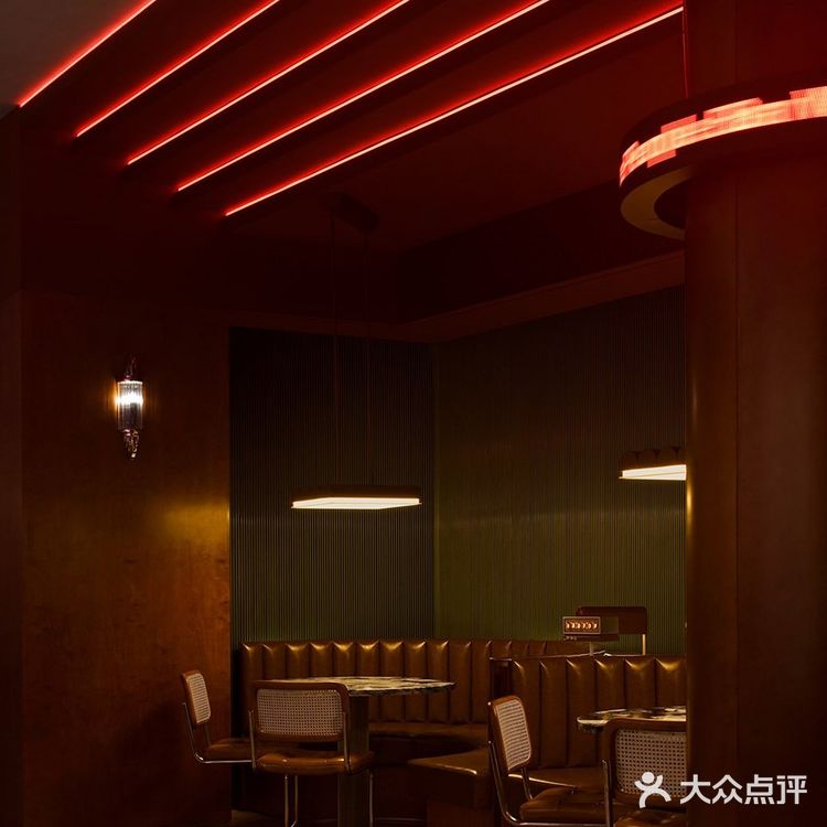 复古与时尚的融合丨人民咖啡馆