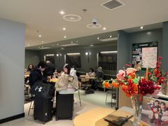 -星巴克(浦东机场T2到达店)