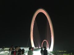 -南京眼步行桥