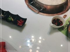 -洪氏嗨捞·猪肚鸡火锅(阳光天地店)