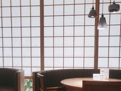 -蜜桃餐厅·伴山(湖滨商业街店)