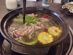 -野迹·石橄榄鸡·烧烤(新洲店)