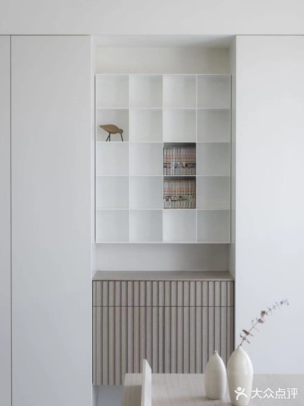 小户型必备一门到顶极简定制柜 高级又耐看