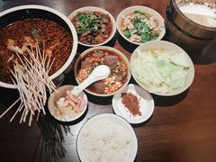 -谢老五跷脚牛肉·非遗传承店