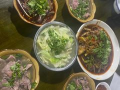 -小杨翘脚牛肉