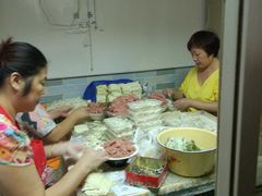 -张阿三馄饨店