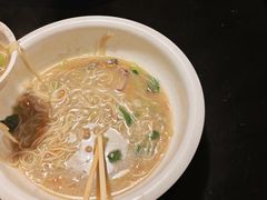 三姐妹卤面-三姐妹·海鲜大排档