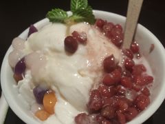 红豆雪花冰-老头儿油爆虾·1987杭州烟火味(湖滨银泰in77D区店)