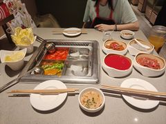 -海底捞火锅(珠影星光城夜宵主题店)