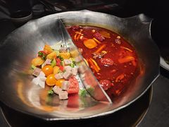 -湊湊火锅·茶憩(杭州湖滨银泰in77店)