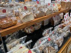 -汉柏麦香德国面包房(海信店)