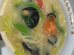 -渝是乎酸菜鱼(龙旗购物中心店)