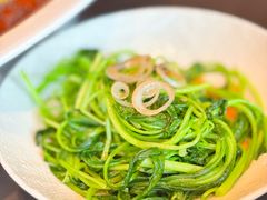 咸鱼炒芥兰-海天宴海阁·海鲜·鲁菜·青岛菜