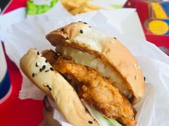 菠萝鸡腿堡餐-德克士(前门店)
