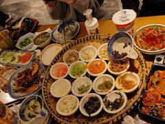 -包整·丝娃娃(一览甲秀楼风景店)