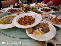 -源东食府(鹿海园小区店)