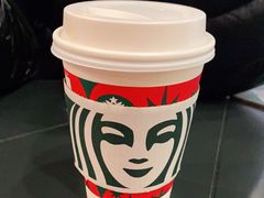 -星巴克(上海虹桥新天地二店)