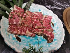 -山川小町·极番烧肉(新地假日广场店)