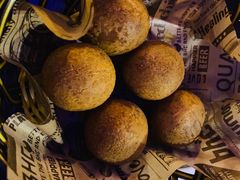 -BHC炸鸡(明洞总店)