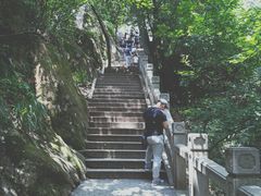-灵岩山风景区