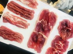 鲜切羊墙-铜来聚老北京涮肉(恒隆广场店)
