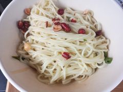 -呼啦面馆·头牌豌杂面(爱琴海店)