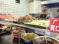 -覃肥叔桂林米粉(粮道街店)