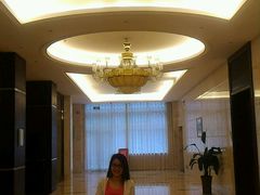 -金孔雀温泉旅游度假村