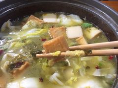 -周鱼小馆石锅酸菜鱼(活力汇店)