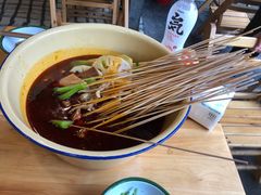 -拈签一笑黄牛肉辣卤串串